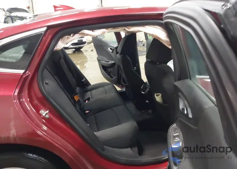 2018 Chevrolet Malibu Lt z USA, uszkodzony, nr VIN 1G1ZD5ST0JF183276